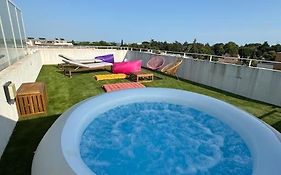 Luxueux 5 pc, Jacuzzi, rooftop, terrasse, clim